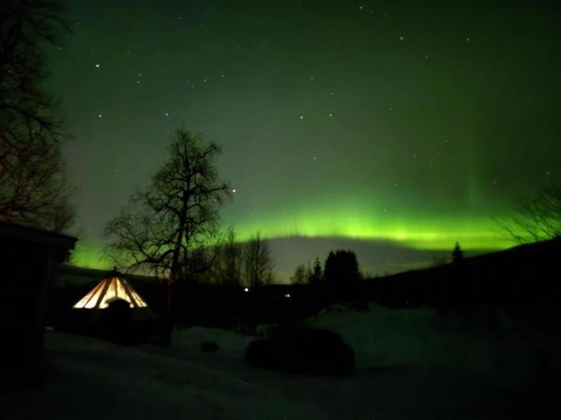 Hessdalen Ufocamp Apartment Varhus Ruang foto