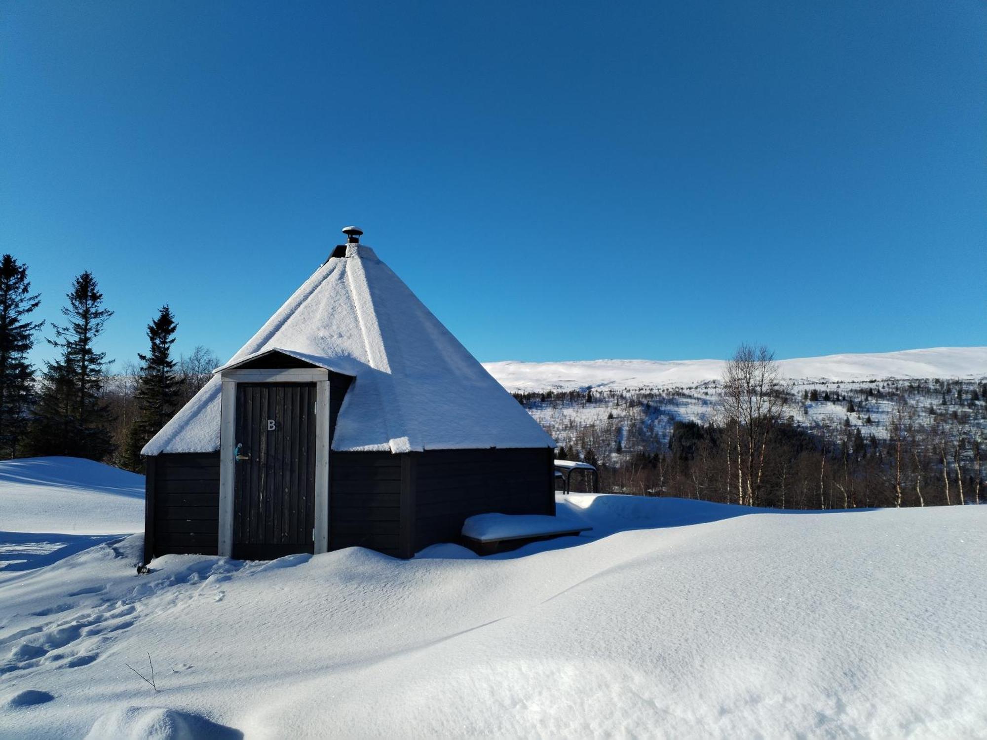 Hessdalen Ufocamp Apartment Varhus Ruang foto